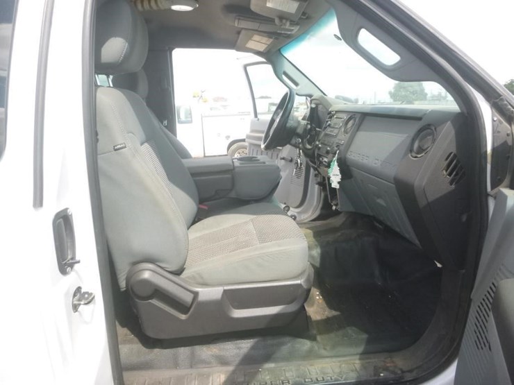 2015-ford-f450-image-13