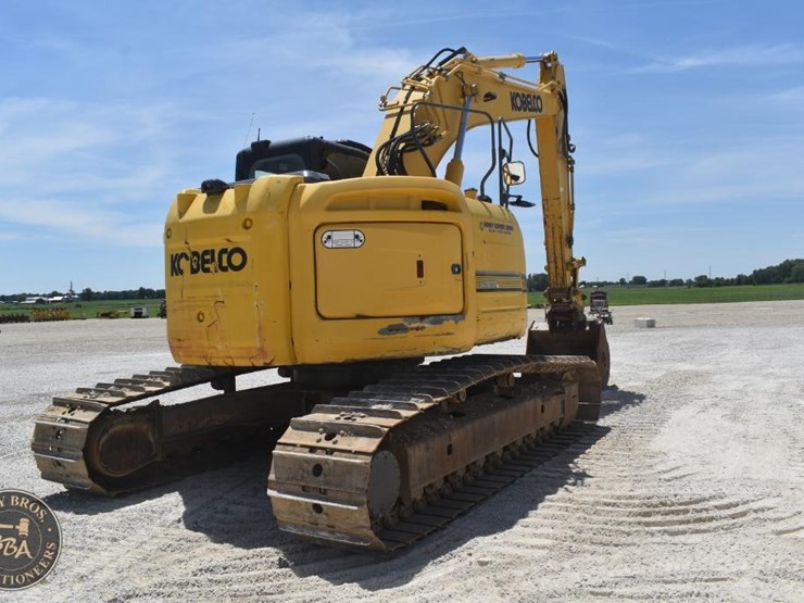 2014-kobelco-sk260sr-lc-3-image-15