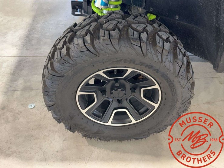 2018-arctic-cat-700-xt-image-12
