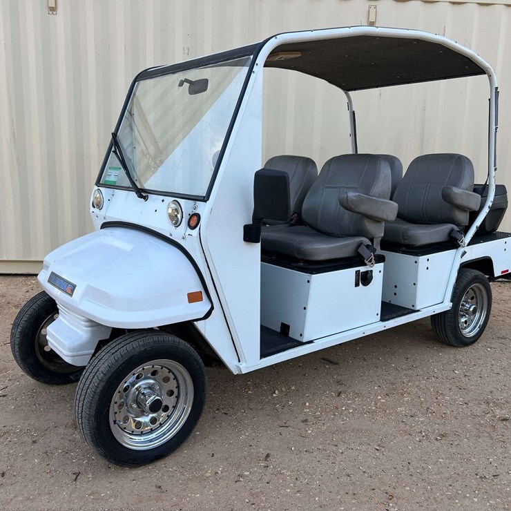 2012 Columbua 6-Seat Golf Cart,