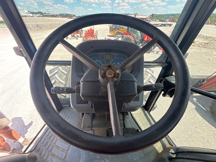 new-holland-tl100a-image-13