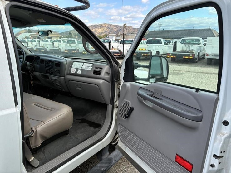 2000-ford-f350-sd-image-13