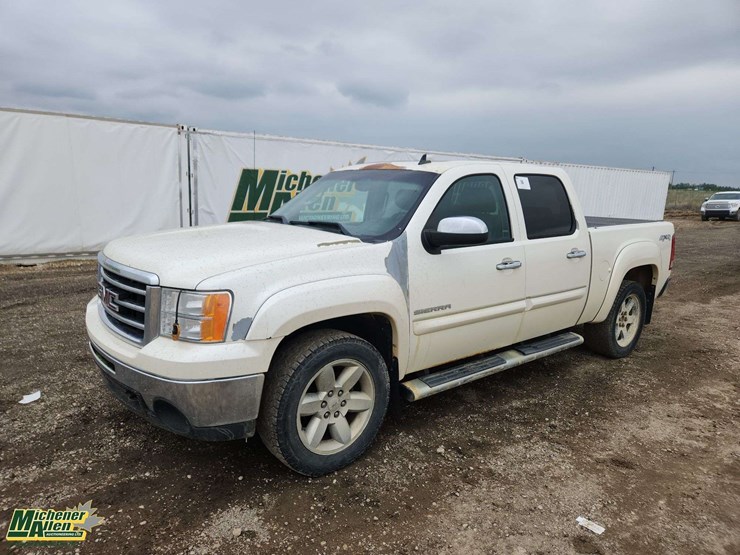 2012-gmc-sierra-1500-slt-image-1