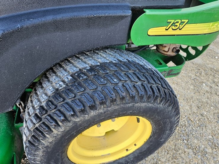 john-deere-737-image-12