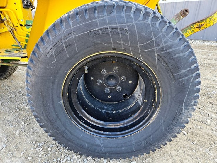 john-deere-650-image-16