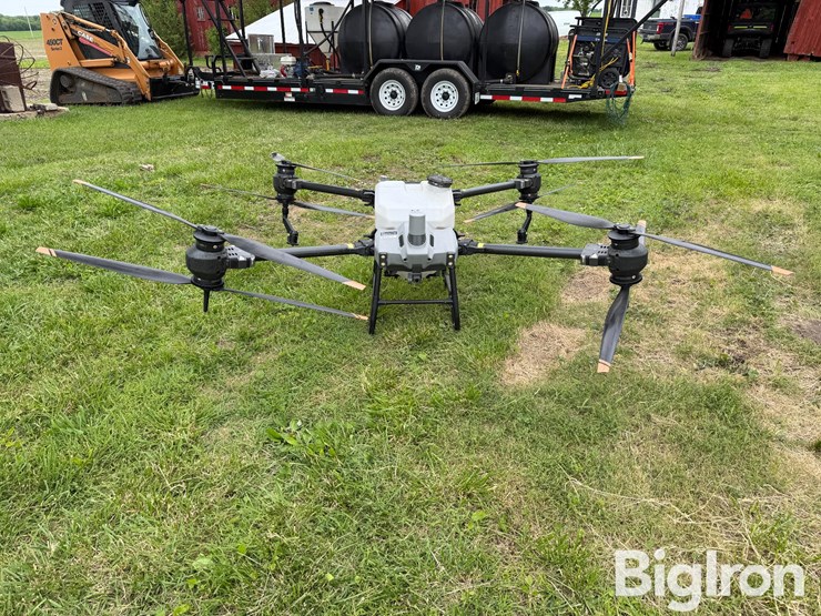 2024-dji-agras-t40-drone-image-2