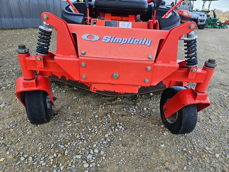 #5090-•-simplicity-zero-turn-mower-image-9