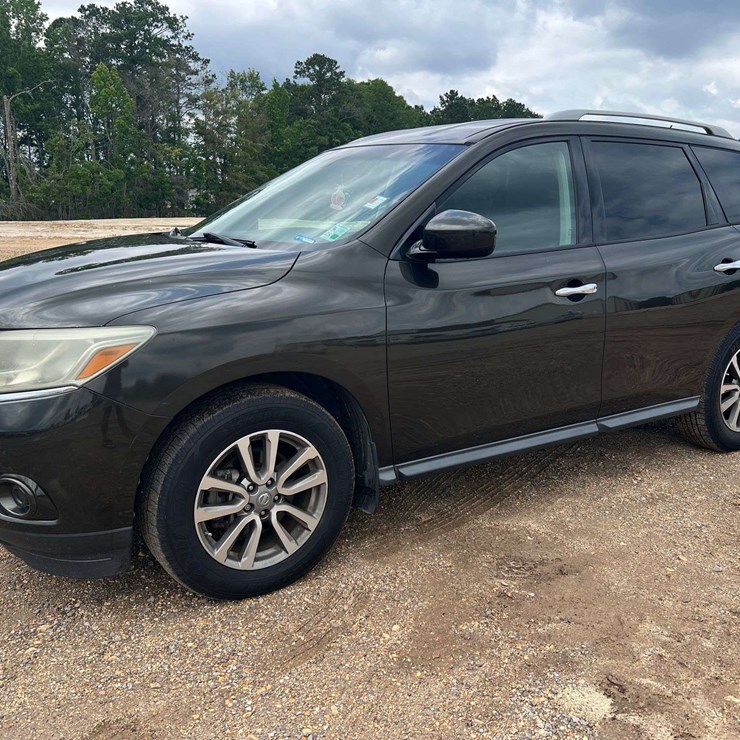 2015 NISSAN PATHFINDER