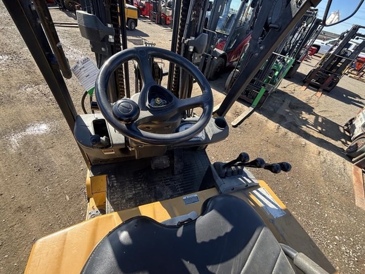 caterpillar-ec30n2-image-16