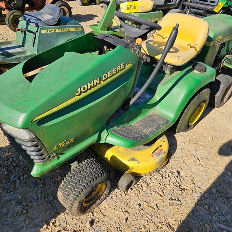JOHN DEERE LA