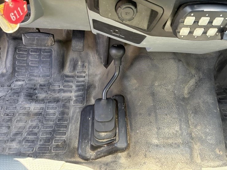 2011-ford-f250-sd-image-18
