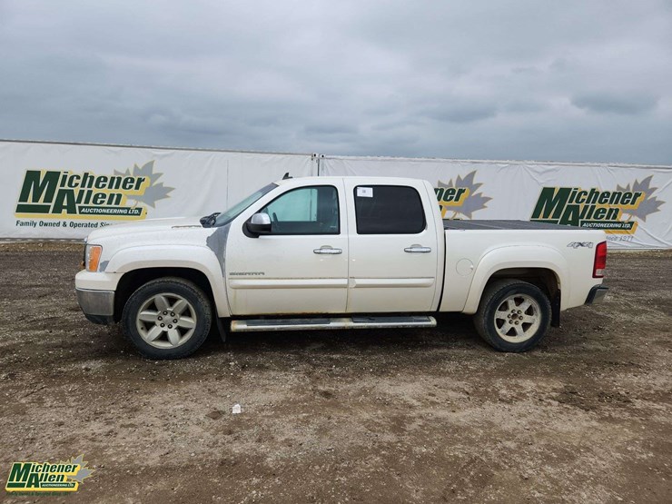 2012-gmc-sierra-1500-slt-image-2