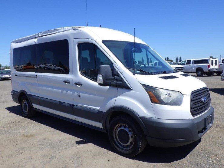 2018-ford-transit-image-2