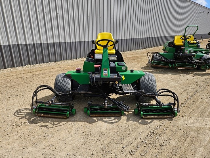 john-deere-3225b-image-8
