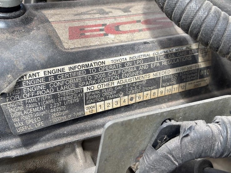 2005-toyota-7fgu30-image-40