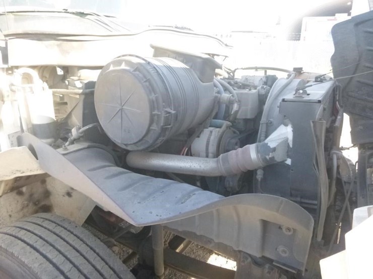 2003-international-durastar-4300-image-17