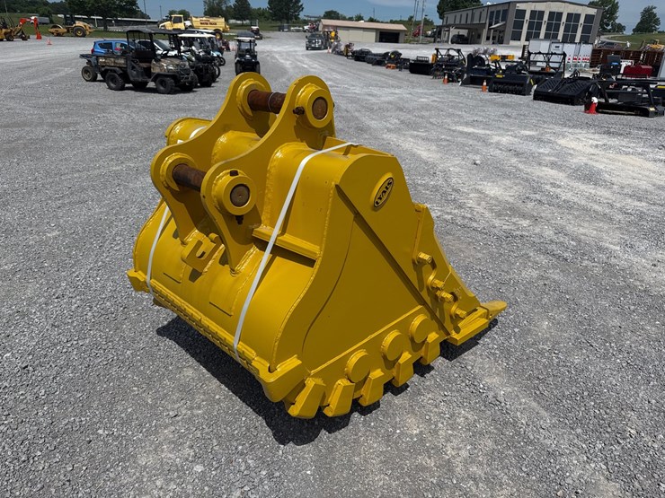 caterpillar-320-image-3