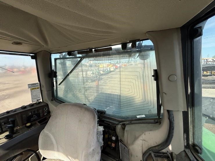 john-deere-6420-image-48