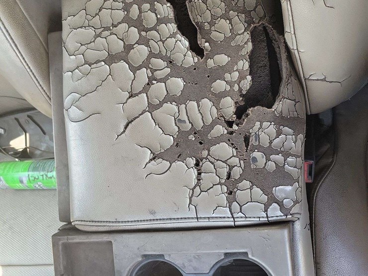 2021-ford-f550-image-22