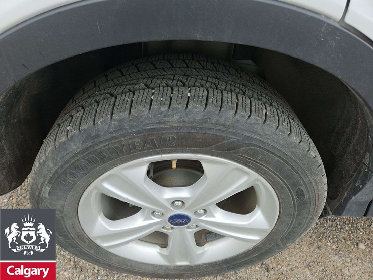 2016-ford-escape-image-11