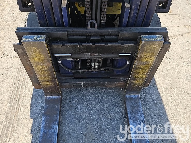 2002-komatsu-fg30sht-12-image-11