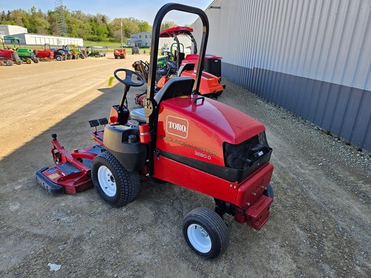 2018-toro-groundsmaster3280d-image-3