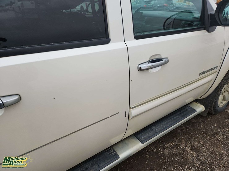 2012-gmc-sierra-1500-slt-image-32