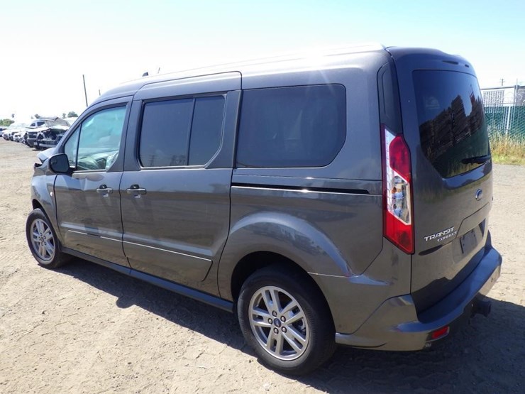 2023-ford-transit-connect-image-4