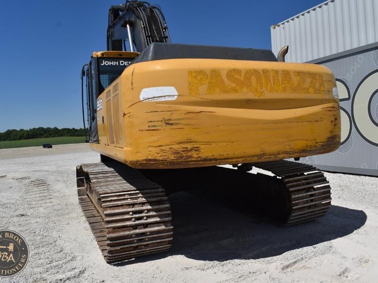 2010-deere-350d-lc-image-16