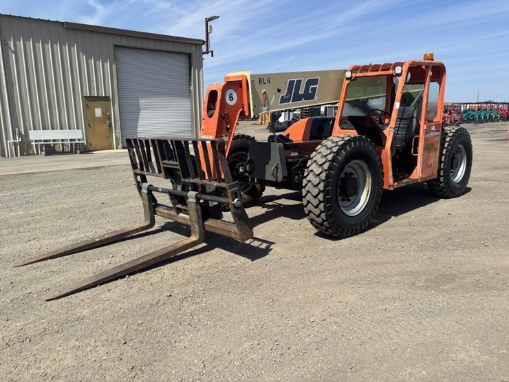 2005-jlg-g6-42a-image-1