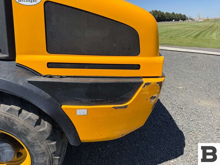 2018-jcb-409-image-23