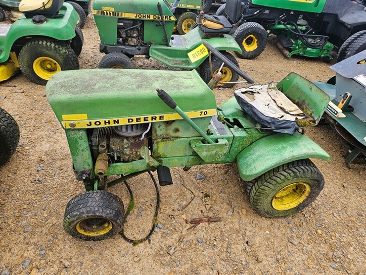 john-deere-70-image-2
