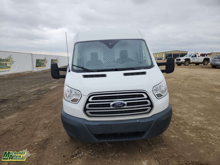 2017-ford-transit-image-8