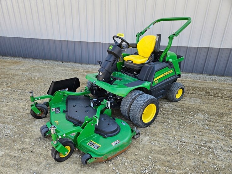 john-deere-1550-image-1