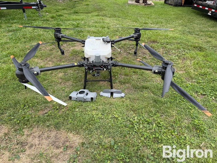 2024-dji-agras-t40-drone-image-2