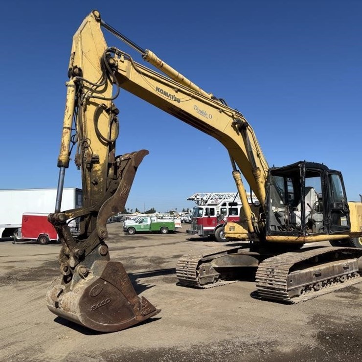 KOMATSU PC200 L