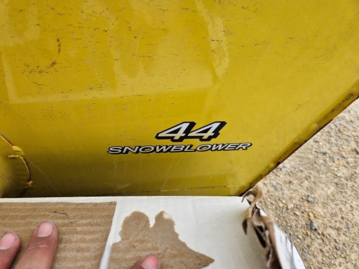 john-deere-44-image-27