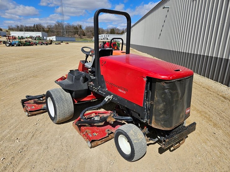 toro-groundsmaster-4500d-image-3