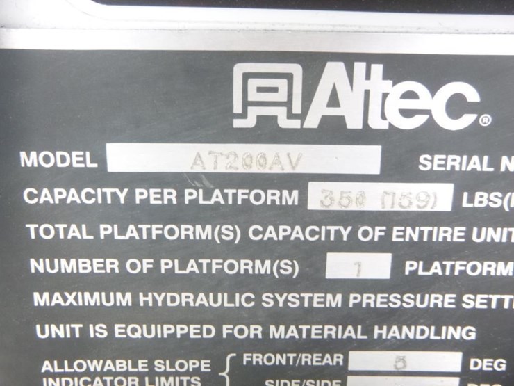 2011-ford-e350-image-9