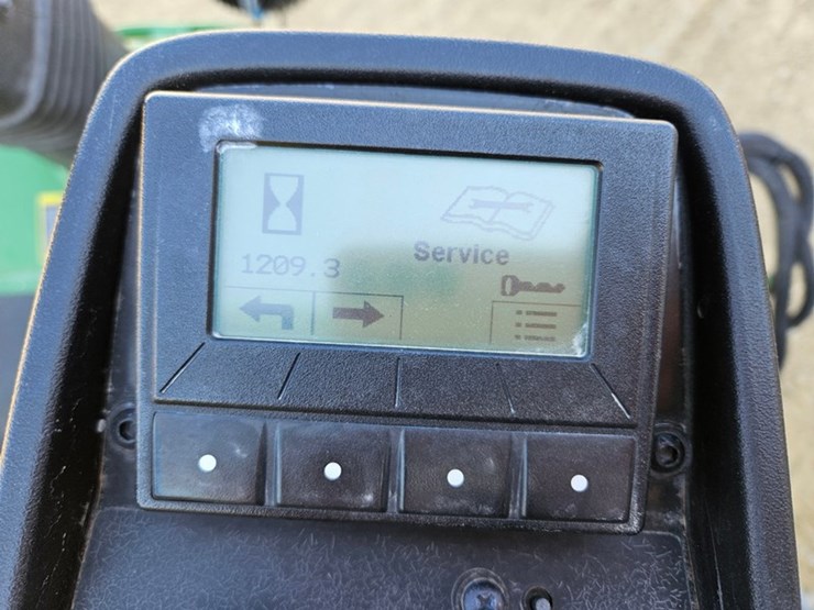 john-deere-6080a-image-22
