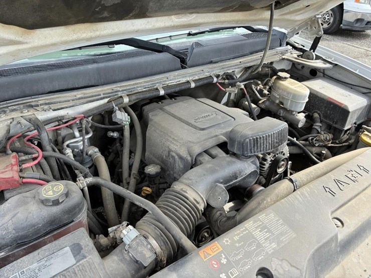 2012-gmc-2500hd-image-9