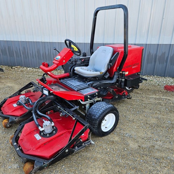 TORO GROUNDSMASTER 3500D