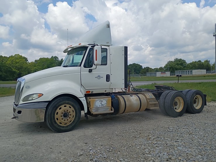 2016-international-prostar-image-2