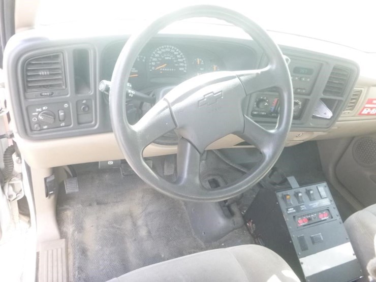 2007-chevrolet-2500-image-13