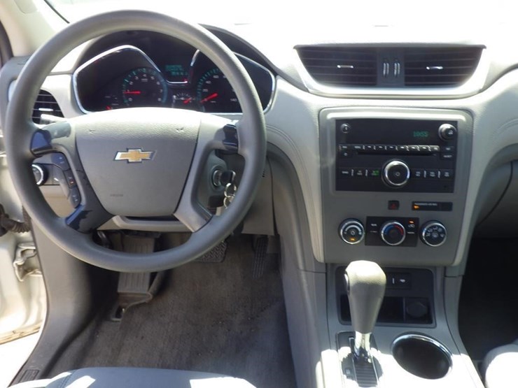 2014-chevrolet-traverse-image-9
