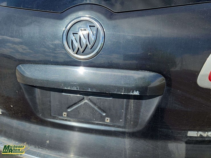 2010-buick-enclave-image-52