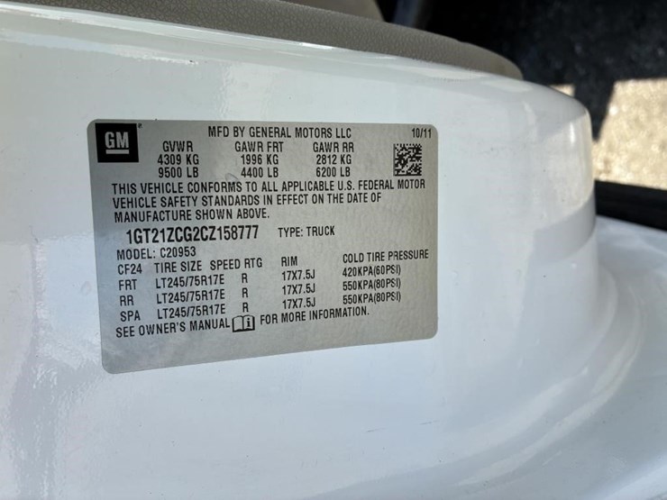 2012-gmc-2500hd-image-21
