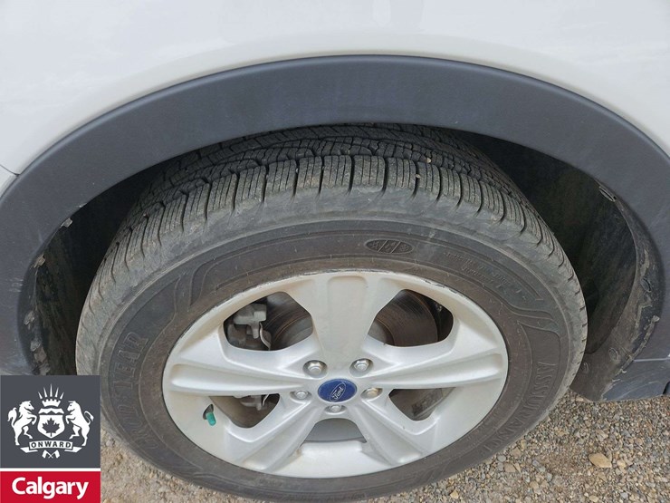 2016-ford-escape-image-9