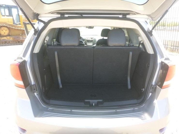 2018-dodge-journey-image-10