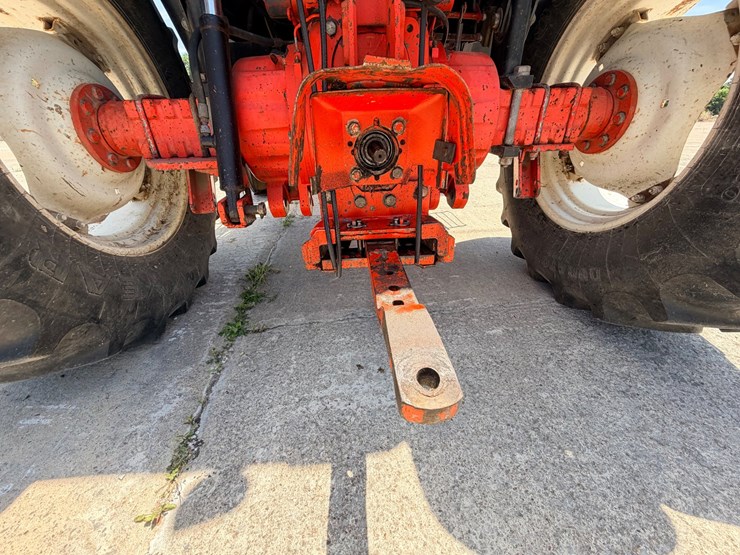2000-new-holland-ts100-image-94